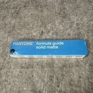 2005 Pantone Formula Guide Solid Matte ISBN 1-576164-04-7 First Ed. Fan Format